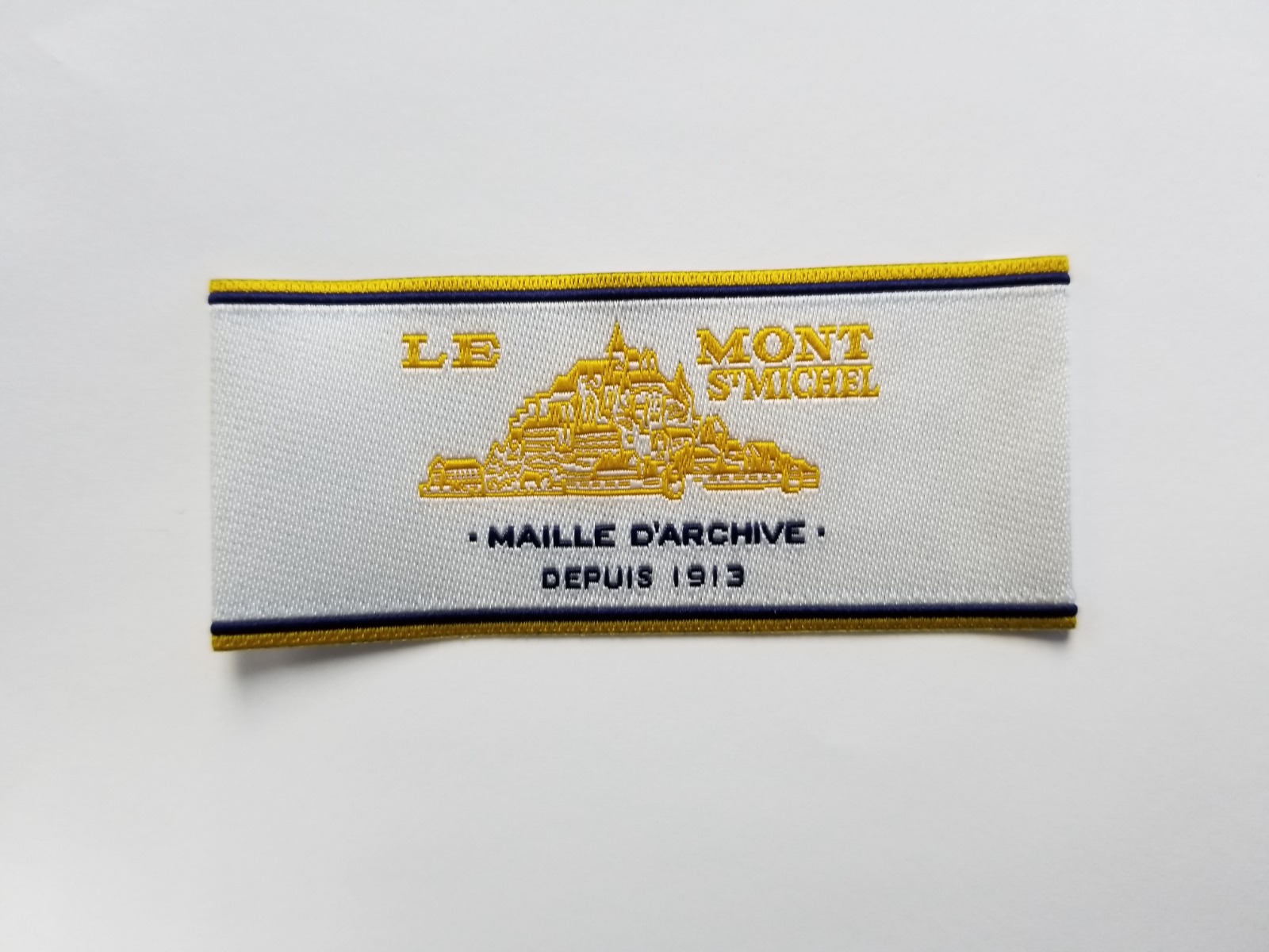 高档纸质服装吊牌定制 - Label Plus Printing